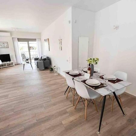 Design Apartment With Swimming Pool Near The Beach أثينا المظهر الخارجي الصورة